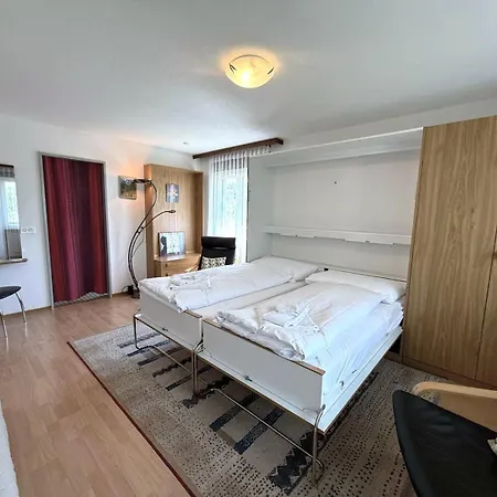 Royal 32, Untere Maressenstrasse 12 شقة *